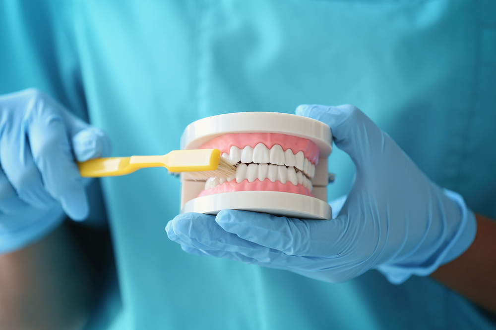 Całościowe leczenie dentystyczne – znajdź drogę do zdrowego i pięknego uśmiechów.